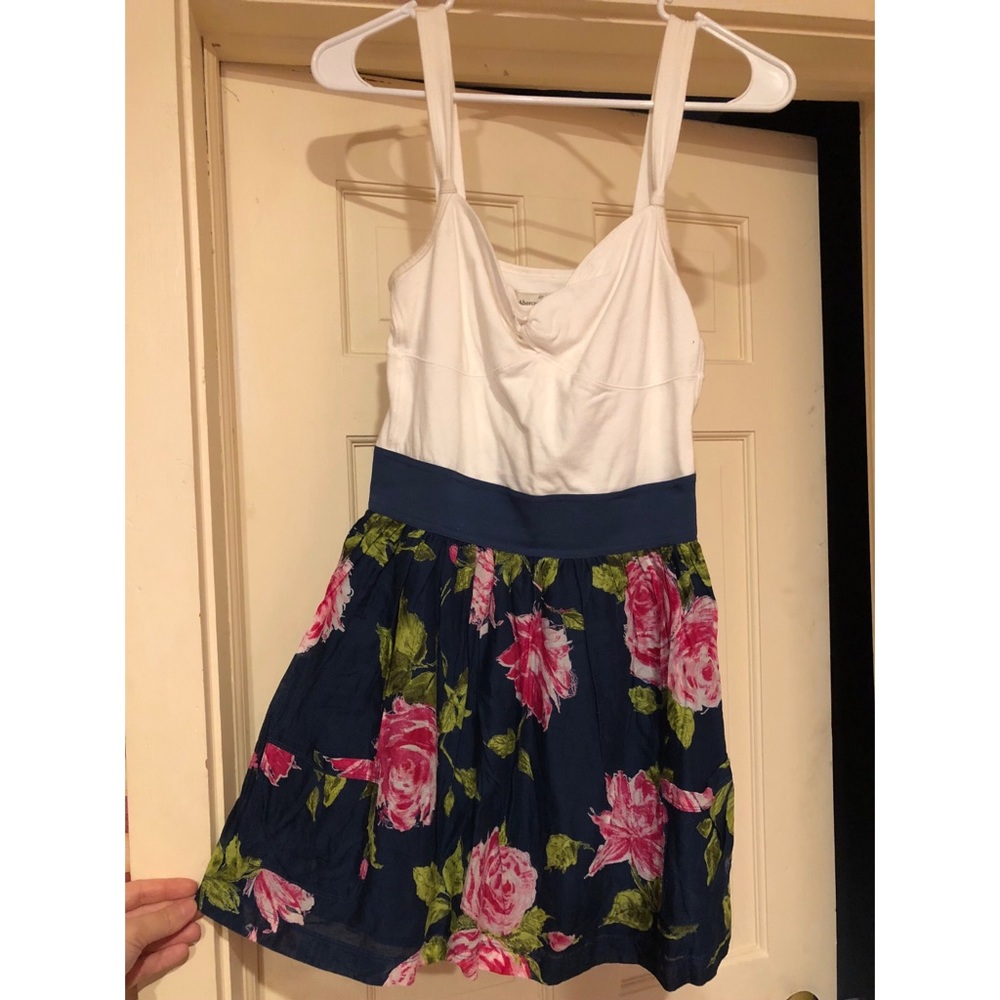 Mini dress